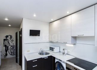 Продается двухкомнатная квартира, 48.8 м2, Тюмень, улица Республики, 92