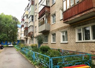 Продам трехкомнатную квартиру, 61.5 м2, Чебоксары, улица Урукова, 3