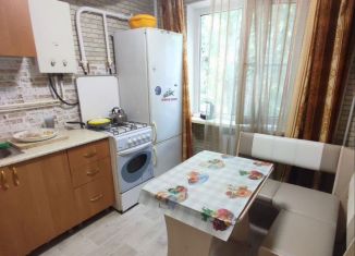 2-ком. квартира в аренду, 42 м2, Краснодарский край, улица Богдана Хмельницкого, 77