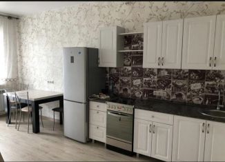 Сдаю в аренду однокомнатную квартиру, 44.8 м2, Омск, Пригородная улица, 27, ЖК На Андрианова