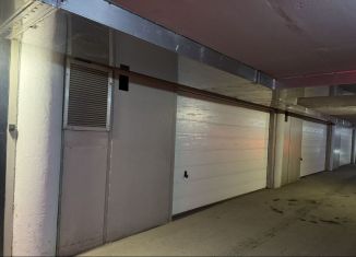 Сдаю в аренду гараж, 22 м2, Екатеринбург, метро Чкаловская, улица Белинского, 86