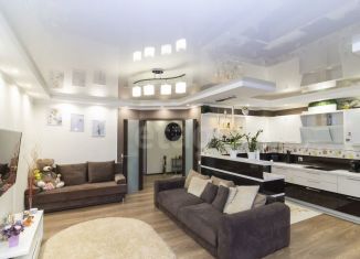 Продается 2-комнатная квартира, 67 м2, Тюмень, улица Самарцева, 3