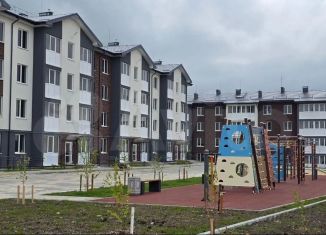 Продажа двухкомнатной квартиры, 42.2 м2, посёлок Голубево, Изумрудная улица, 2