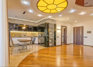 Продается 2-ком. квартира, 105.7 м2, Вологодская область, улица Герцена, 83А