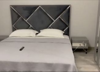 Сдаю в аренду 1-комнатную квартиру, 60 м2, посёлок городского типа Семендер, проспект Казбекова, 118