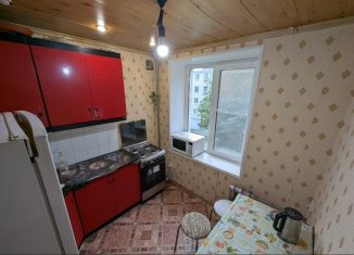 Продам 2-ком. квартиру, 41 м2, Кириши, улица Мира, 19