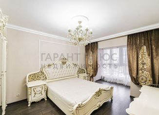 Сдам трехкомнатную квартиру, 90.5 м2, Липецк, улица имени Генерала Меркулова, 10А