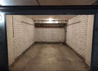 Гараж в аренду, 19 м2, Екатеринбург, метро Чкаловская, улица Краснолесья, 24
