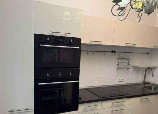 Сдается 1-ком. квартира, 36 м2, Москва, улица Шверника, 11к3, метро Крымская