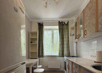 Сдам 2-ком. квартиру, 45 м2, Москва, улица Винокурова, 7/5к3, метро Крымская