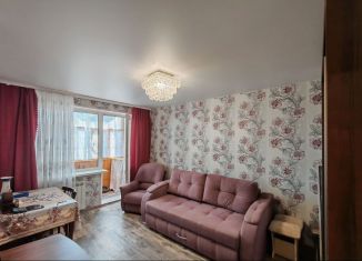 Продам двухкомнатную квартиру, 39 м2, Дзержинск, проспект Ленинского Комсомола, 32