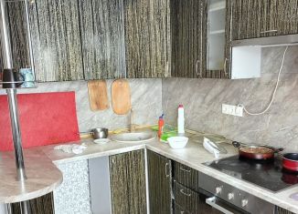 Сдается однокомнатная квартира, 38 м2, Щербинка, Индустриальная улица, 11