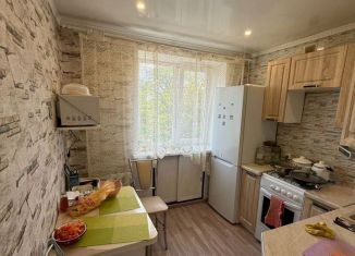 Продается 2-комнатная квартира, 44 м2, Алексин, улица Героев Алексинцев, 9