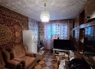 Продажа 3-комнатной квартиры, 61.5 м2, Тобольск, 8-й микрорайон, 11