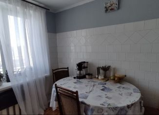 Продается 2-комнатная квартира, 50.2 м2, Татарстан, проспект Победы, 33