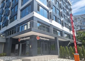 Продаю 1-ком. квартиру, 26.4 м2, Сочи, Учительская улица, 10