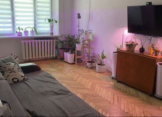 Продаю трехкомнатную квартиру, 59 м2, Краснодар, улица Курчатова, 4, микрорайон ЗИП