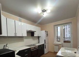 Сдается в аренду однокомнатная квартира, 37 м2, Республика Башкортостан, улица Испытателей, 21