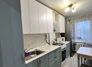 Продается 2-комнатная квартира, 42.8 м2, Татарстан, улица Железнодорожников, 63