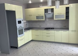 Продается 3-комнатная квартира, 98 м2, Йошкар-Ола, бульвар Ураева, 4