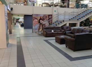 Сдам в аренду торговую площадь, 178 м2, Брянск, улица Бурова, 22