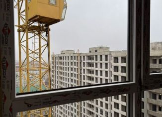 Продаю 1-комнатную квартиру, 50.2 м2, Махачкала, улица Перова, 13Б