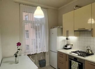 Сдам в аренду 2-комнатную квартиру, 56.7 м2, Санкт-Петербург, Новгородская улица, 5