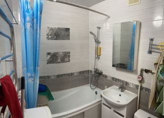 Продается 1-ком. квартира, 30.6 м2, Челябинск, улица Сони Кривой, 55