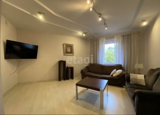 Трехкомнатная квартира на продажу, 105 м2, Калининград, Донская улица, 15