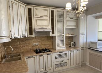 Сдача в аренду однокомнатной квартиры, 43.8 м2, Саратов, улица имени Н.В. Исаева, 6