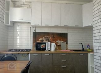 Продам 1-ком. квартиру, 37 м2, Крым, улица Куйбышева, 31