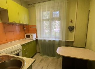 Продается 2-комнатная квартира, 43 м2, Мурманск, улица Нахимова, 19