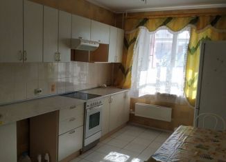 Сдается в аренду 2-комнатная квартира, 64 м2, Томская область, улица Ивана Черных, 18