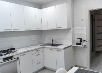 Сдам в аренду 2-комнатную квартиру, 50 м2, Татарстан, улица Абсалямова, 26