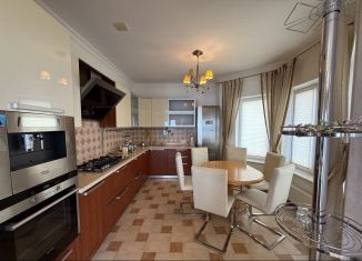 Продам дом, 270 м2, село Малый Маяк, 35Н-008