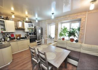 Продаю 3-ком. квартиру, 57.3 м2, Республика Башкортостан, бульвар Салавата Юлаева, 10А