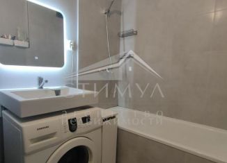 Продажа 2-комнатной квартиры, 74 м2, Саратов, улица имени В.И. Гришаева, 4