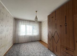 Двухкомнатная квартира на продажу, 49 м2, Обнинск, улица имени Маршала Жукова, 12