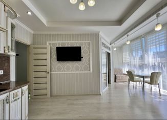 Продается трехкомнатная квартира, 55 м2, Сочи, улица Роз, 36, микрорайон Центральный