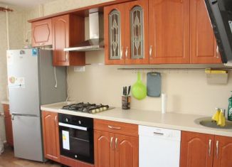 Аренда 2-комнатной квартиры, 54 м2, Псков, улица Юности