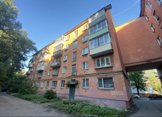 Продаю 2-комнатную квартиру, 45 м2, Тверь, площадь Терешковой, 47/27