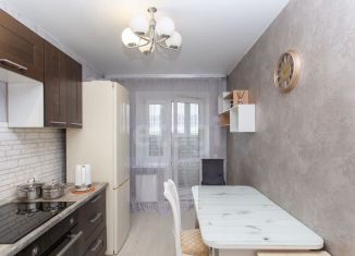 Продам однокомнатную квартиру, 30 м2, Тобольск, 7-й микрорайон, 37