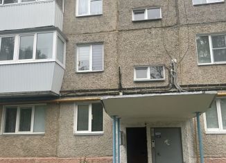 Продается 1-комнатная квартира, 31 м2, Златоуст, 3-й микрорайон проспекта имени Ю.А. Гагарина, 31