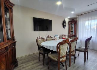 Продам трехкомнатную квартиру, 138.8 м2, Чита, улица Лермонтова, 15