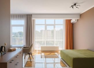 Продаю 1-комнатную квартиру, 38.2 м2, Сочи, переулок Горького, 18, микрорайон Центральный