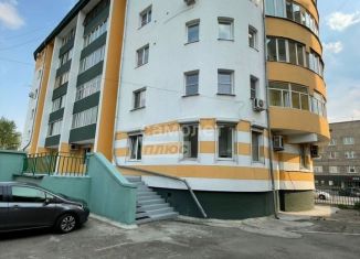 Продажа 3-ком. квартиры, 130.2 м2, Чита, улица Чкалова, 132