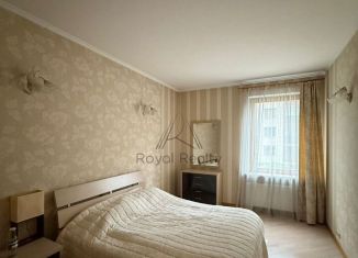 Сдаю 2-ком. квартиру, 78 м2, Санкт-Петербург, Новочеркасский проспект, 33