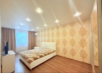 2-комнатная квартира на продажу, 60 м2, село Раздольное, Тепличная улица, 75к1