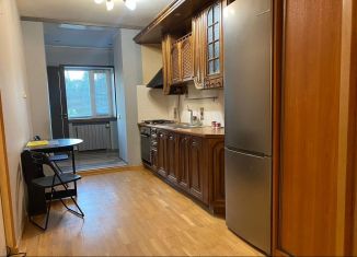 Сдаю в аренду 2-ком. квартиру, 49.9 м2, Дмитров, Чекистская улица