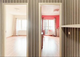 Продается 1-комнатная квартира, 42.4 м2, Санкт-Петербург, Богатырский проспект, 60к1